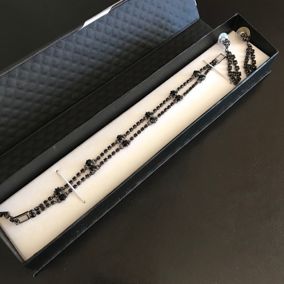 Earring and Bracelet Gift Set - Picture 4 of 8